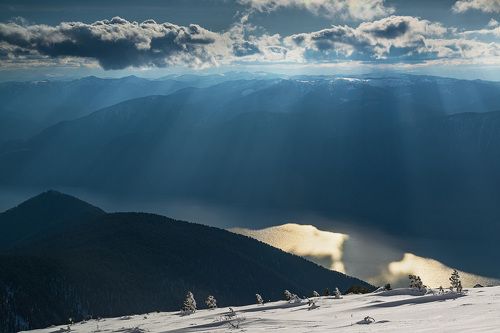 Над Телецким озером