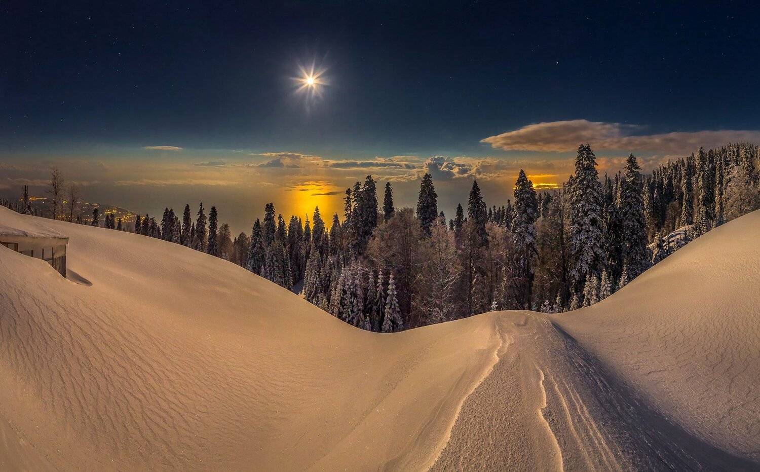 абхазия, горы, ночь, зима, полнолунье, луна, чёрное море, снег, лес, пихты, фактура., Лашков Фёдор