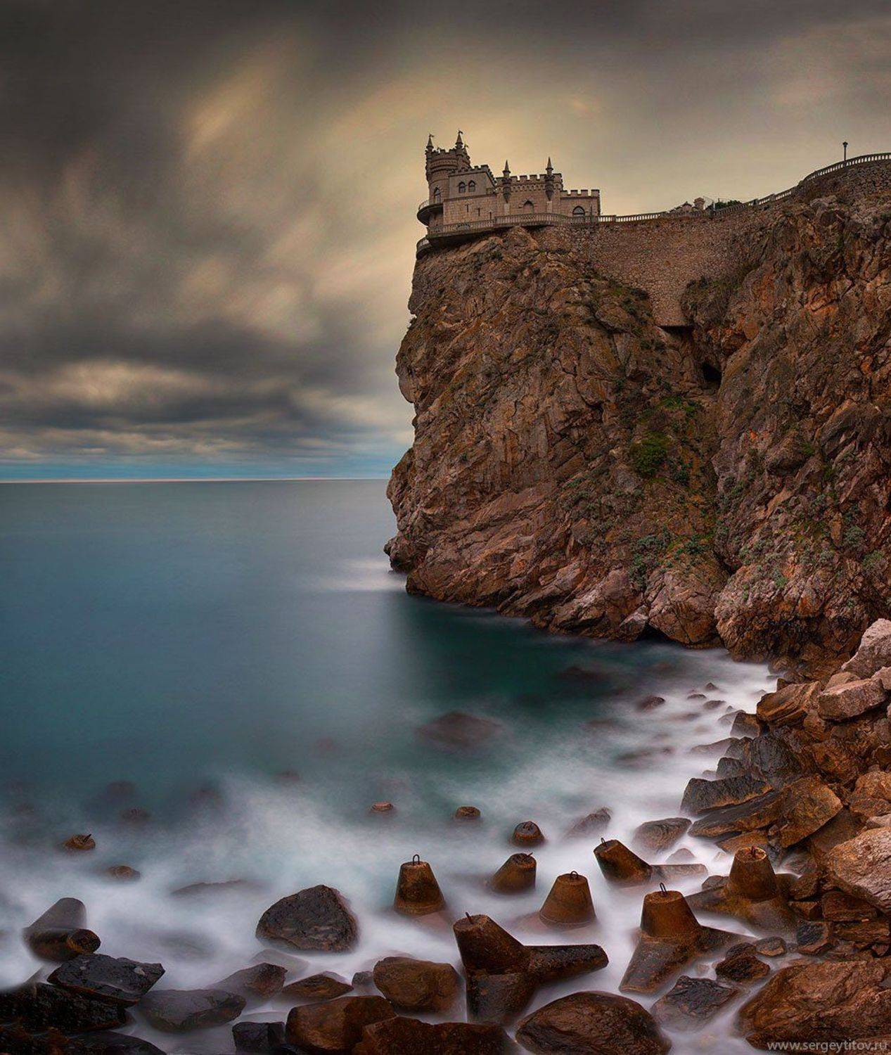 крым, ялта, ласточкино гнездо, замок, пляж, волна, скала, небо, крымские пейзажи, фотограф крым, фотограф ялта, Serge Titov