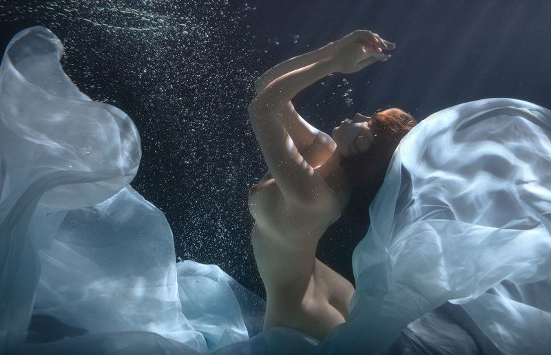 Come Undone. фото превью