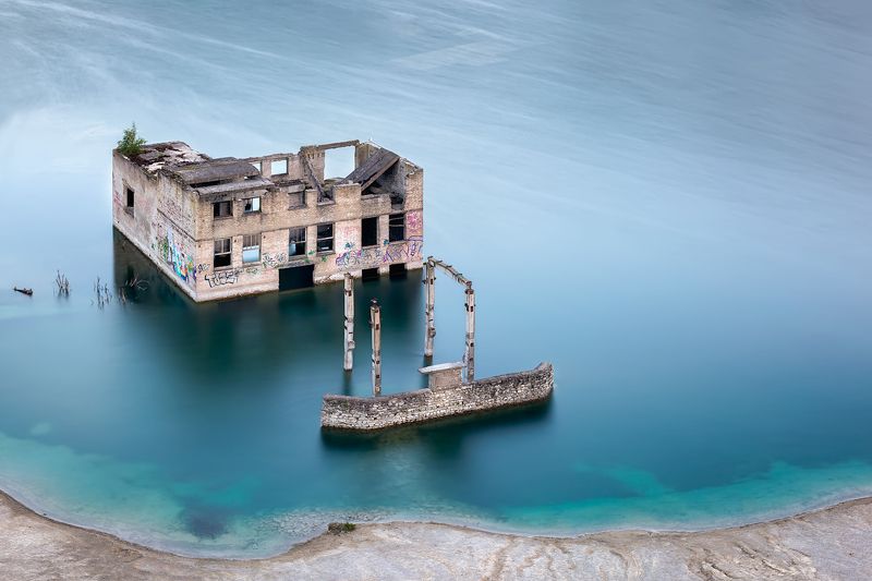 rummu, quarry;, quarry;, rummu;, estonia;, blue;, lake;, water;, abandoned;, old, prison;, underwater Atlantis фото превью