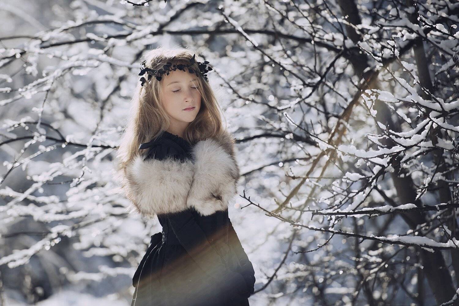 portret, zima, sen, cisza, słońce, dziecko, Anna Ścigaj