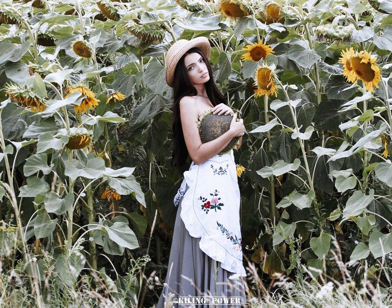 killingpower lady and sunflowers фото превью