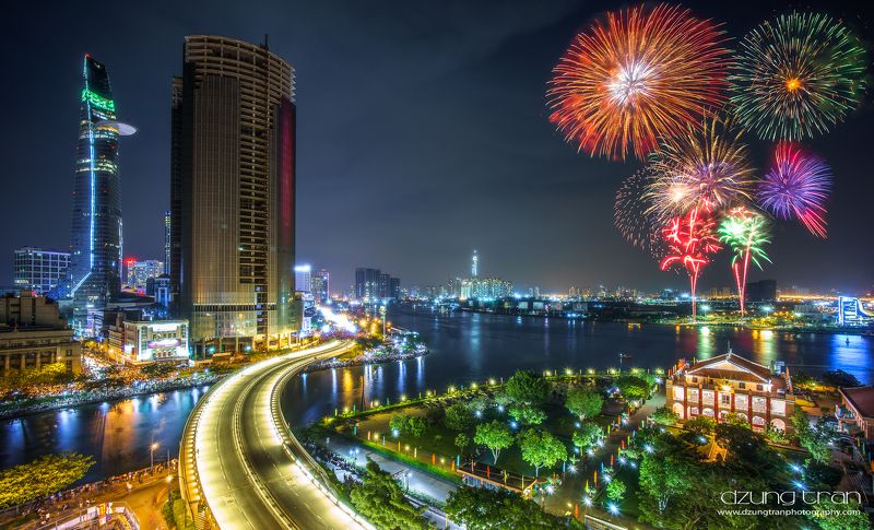 Ho Chi Minh New Year Fireworks 2018 фото превью