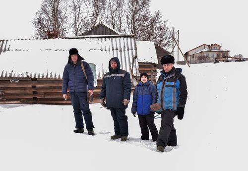 Подледный лов наваги в Белом море