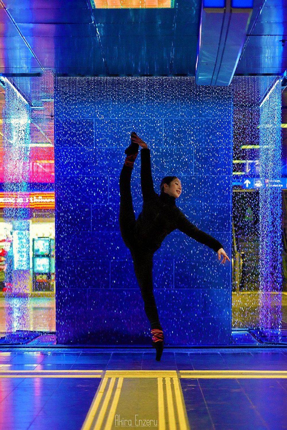 ballerina, dance, dancing, portrait, street, outdoor, Enzeru Akira