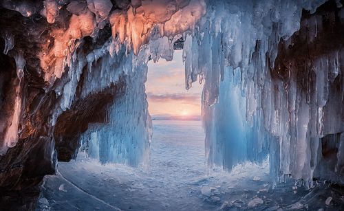 Карамельный занавес...