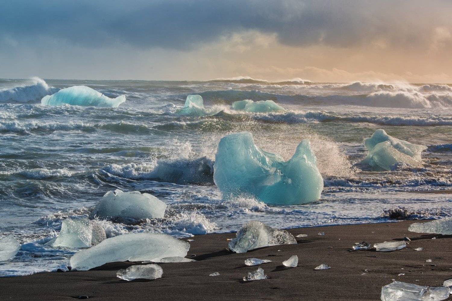 Исландия, Михаил Щеглов