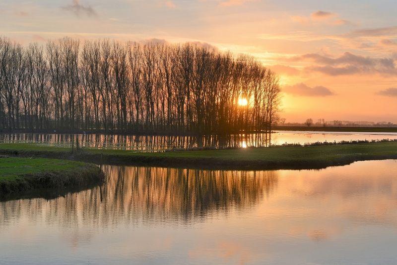 Sunset in Noordschote. фото превью