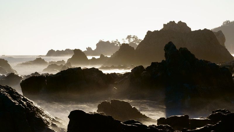 Seascape with rocks фото превью