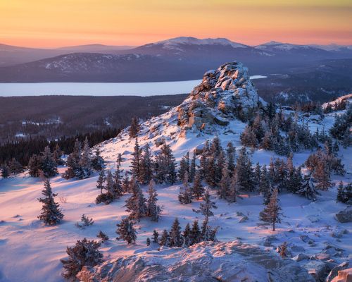 Встречая солнце