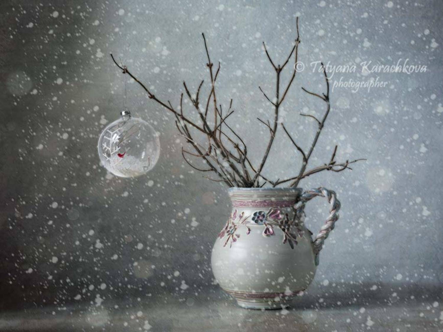 зима, натюрморт, ветки, кувшин, елочная игрушка, Tatyana Karachkova