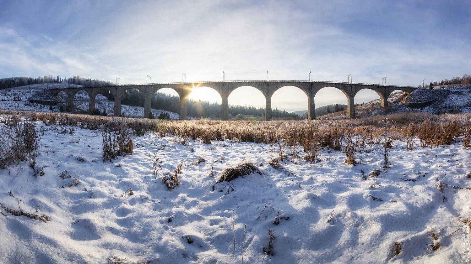 зима, снег, солнце, облака, виадук, железная дорога, поселок, пудлинговый, свердловская область, Владимир Ушаков