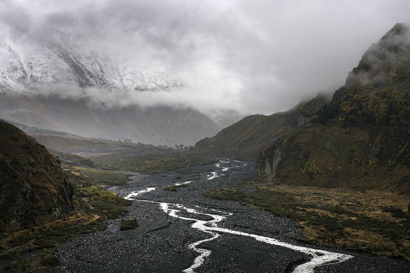 затерянная деревня в горах фото превью