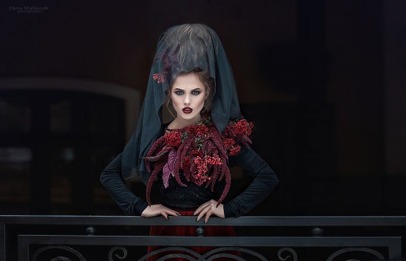 готика, черный, красивая девушка, живые цветы, черная королева **** фото превью