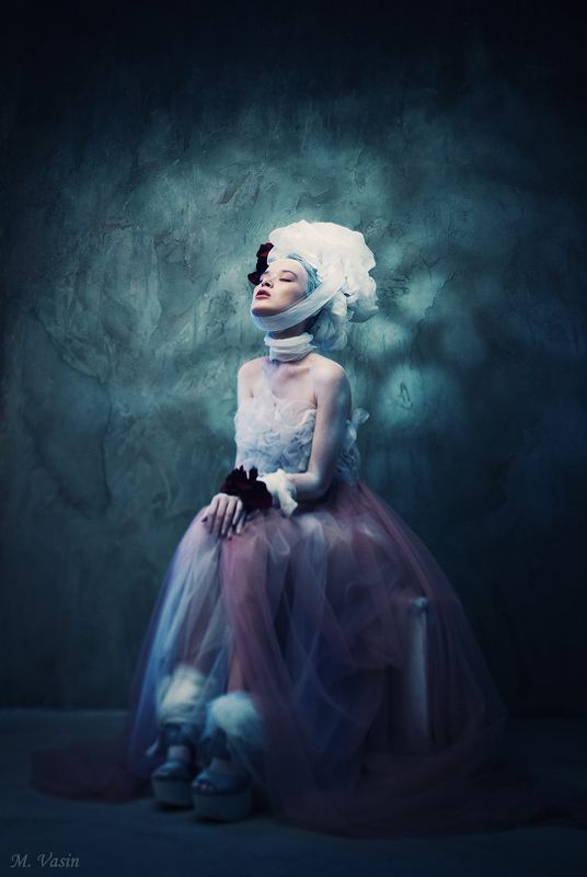 model, girl, studio, light, color, fineart Ophelia фото превью