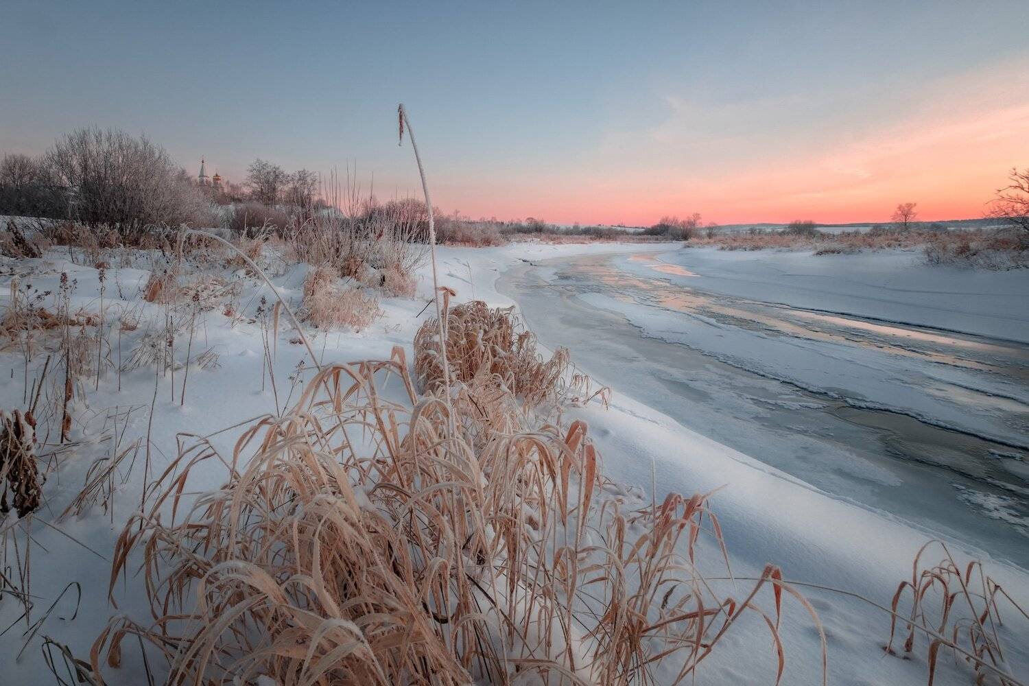 урал, зима, река, лед, снег, деревья, рассвет, утро, церковь, монастырь, пустынь, Андрей Чиж