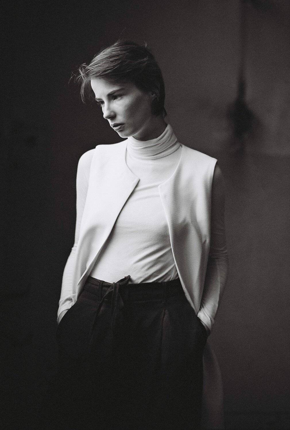 blackandwhite, Kama Heil