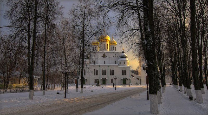 Собор Успения Пресвятой Богородицы фото превью