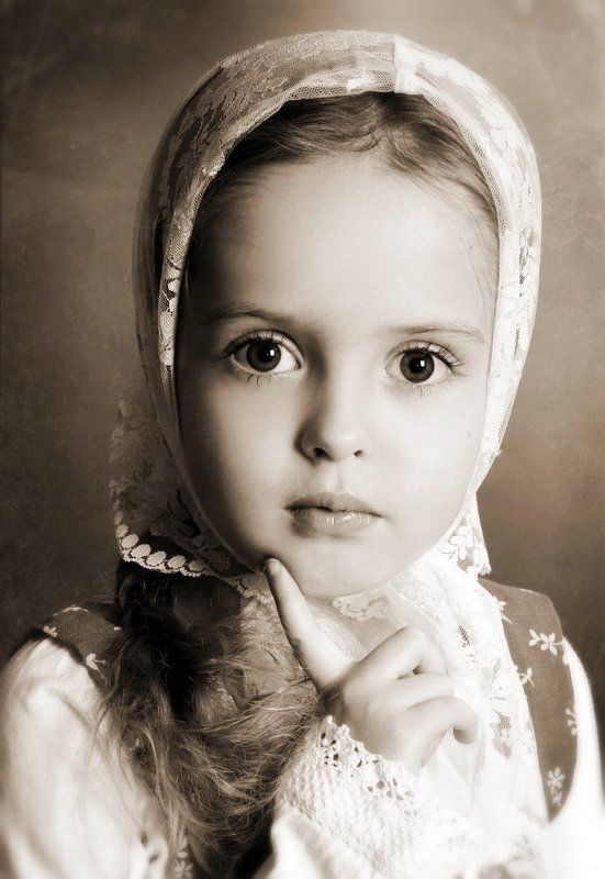 портрет, девочка Аленушка фото превью