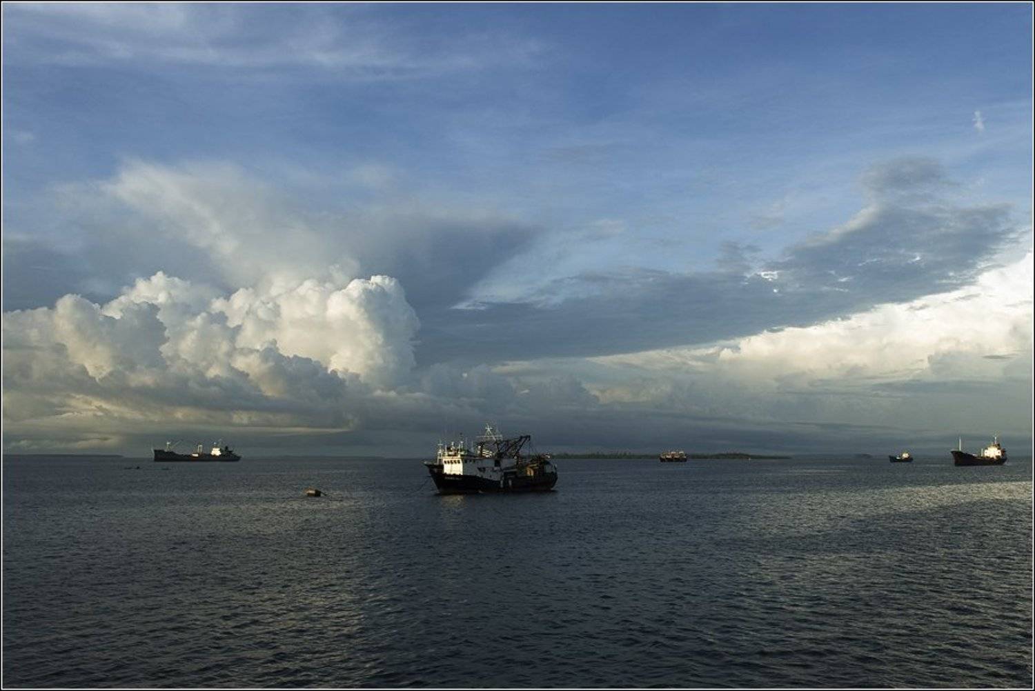 , Владимир Жданов