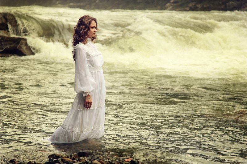 вода,девушка,река.,водопад ****после дождя*** фото превью