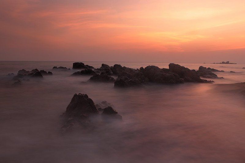 море, пейзаж, камни, вода Всматриваясь в вечность фото превью