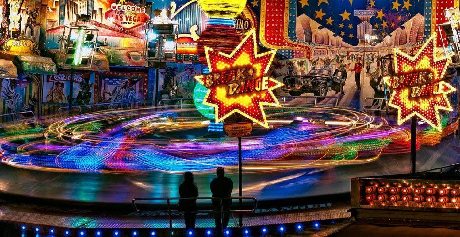 ночь, карусель, Жечо Планински