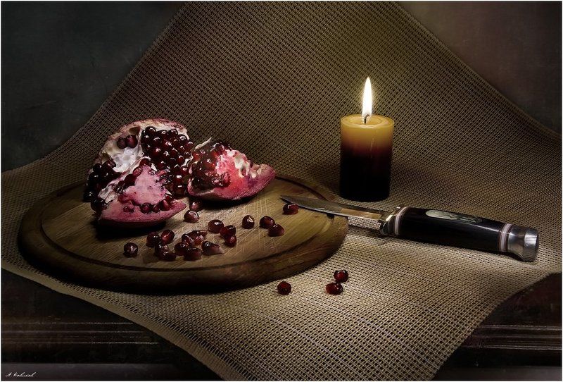 Гранатовый натюрморт фото превью