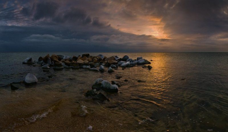 Январским вечером в заливе фото превью