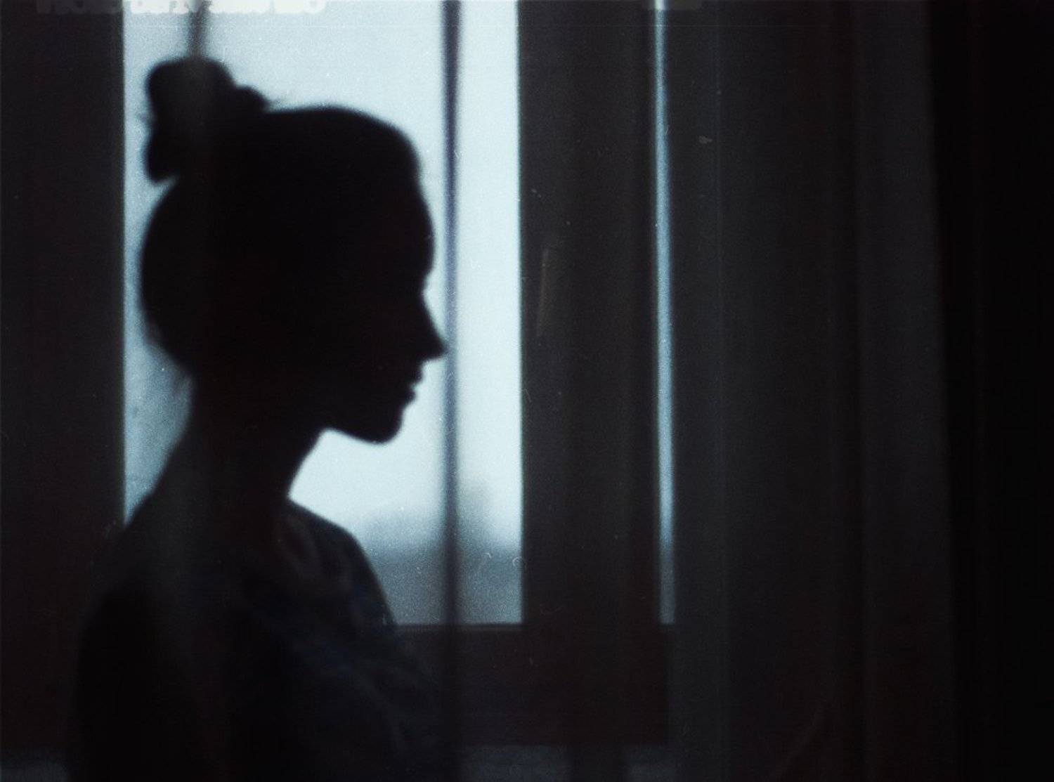 девушка, силуэт, окно, цвет, профиль, Алексей