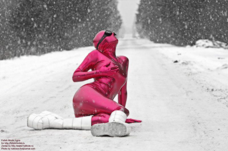 зентай, фетиш, закрытый, комбинезон, розовый, агна деви, фетишна, спандекс, винил, обтягивающий, платформы -17, или инопланетянам холода не страшны))) фото превью