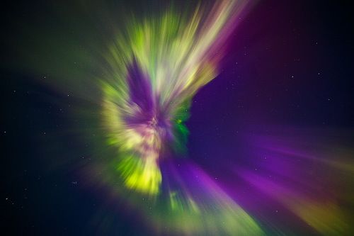 Ещё один снимок полярного сияния класса Х 9.3 Корона