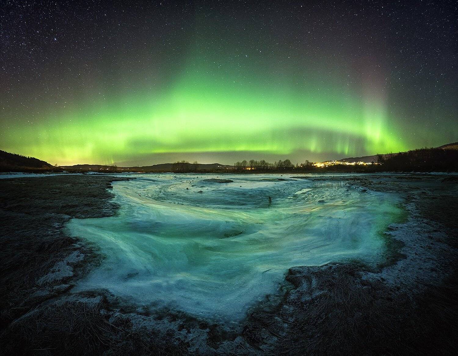 winter,north lights,aurora,borealis,scandinavia,north,norway,norwegian,ice,frozen,sky,night sky,night photo,astronomy,, Adrian Szatewicz