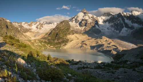 Ущелье Адыл-Су. Озеро Башкара за месяц до катастрофы.