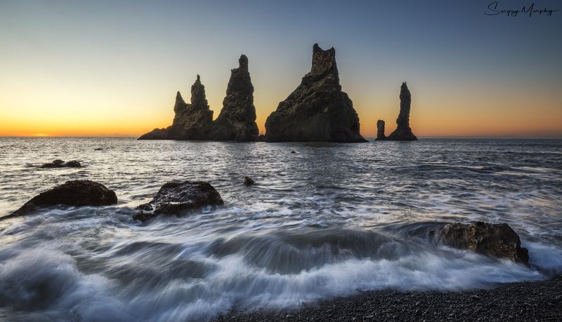 reinisdrangar, iceland Sunrise on Reinisdrangar (II). Iceland. фото превью