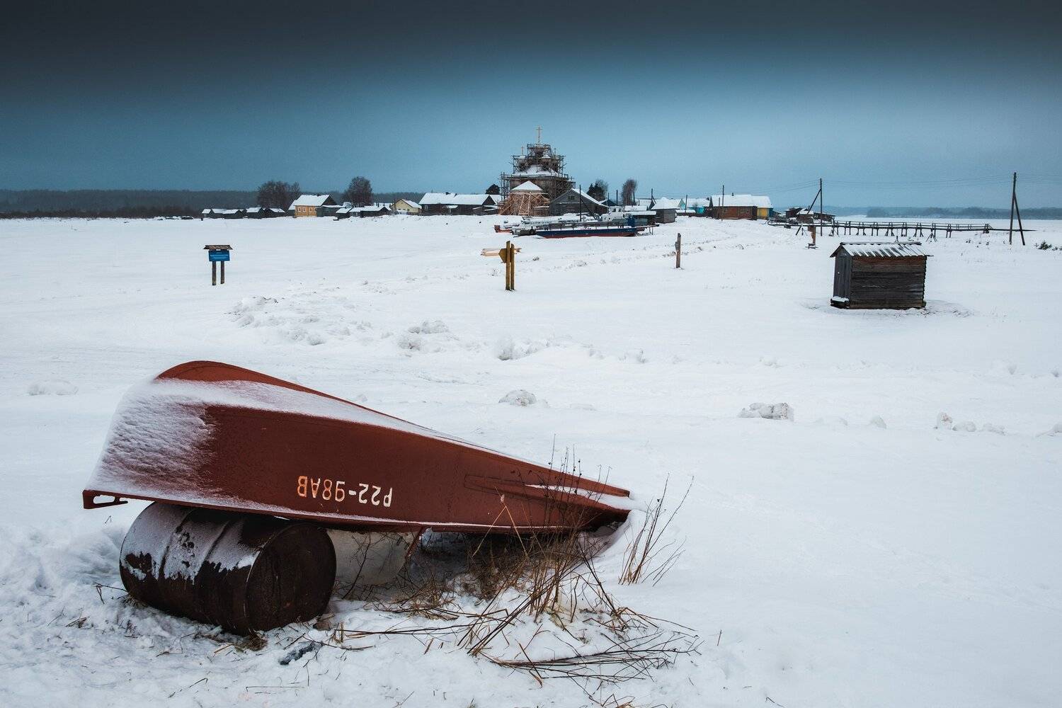 россия, архангельская область, кенозерье, пейзаж, зима, снег, минимализм, лодка, север, заповедник, озеро, Оборотов Алексей