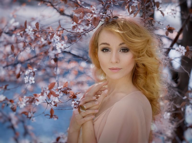 Emilia фото превью