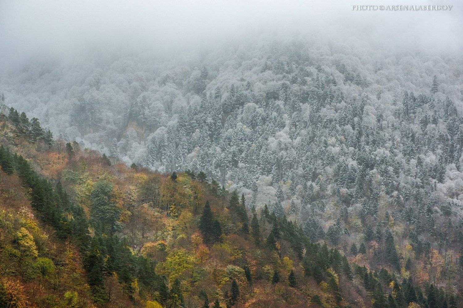 горы, предгорья, осень, хребет, вершины, пики,обрыв, скалы,облака, путешествия, туризм, карачаево-черкесия, кабардино-балкария, северный кавказ, Арсен Алабердов