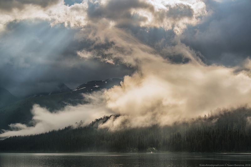 алтай, сибирь, катунский хребет, тайменье, утро, туман Тайменье фото превью