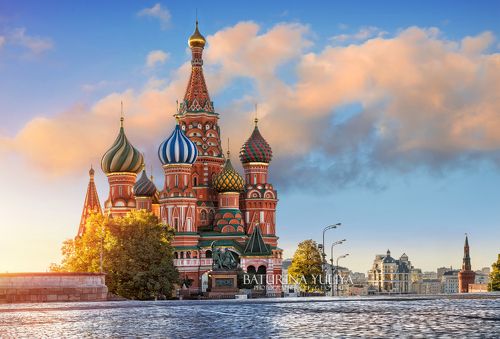Собор Василия Блаженного и розовое облако