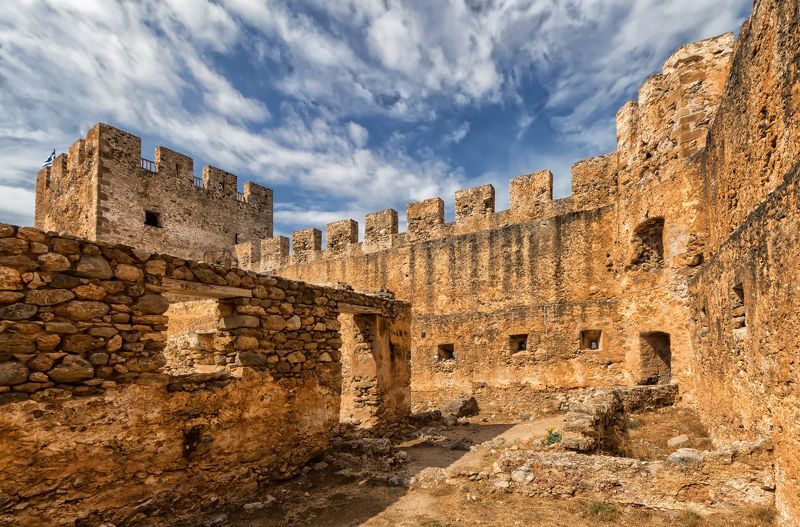 Footprints in the dust фото превью