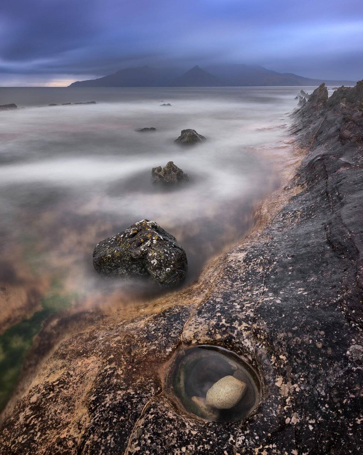 bay, beach, beautiful, blue, cliff, clouds, coast, coastal, dusk, eigg, europe, evening, golden, highlands, island, isle, kingdom, landscape, lochaber, nature, ocean, overcast, pebbles, rain, rainy, rhum, rock, rocky, rum, scenic, scotland, scottish, sea,, Andrey Omelyanchuk