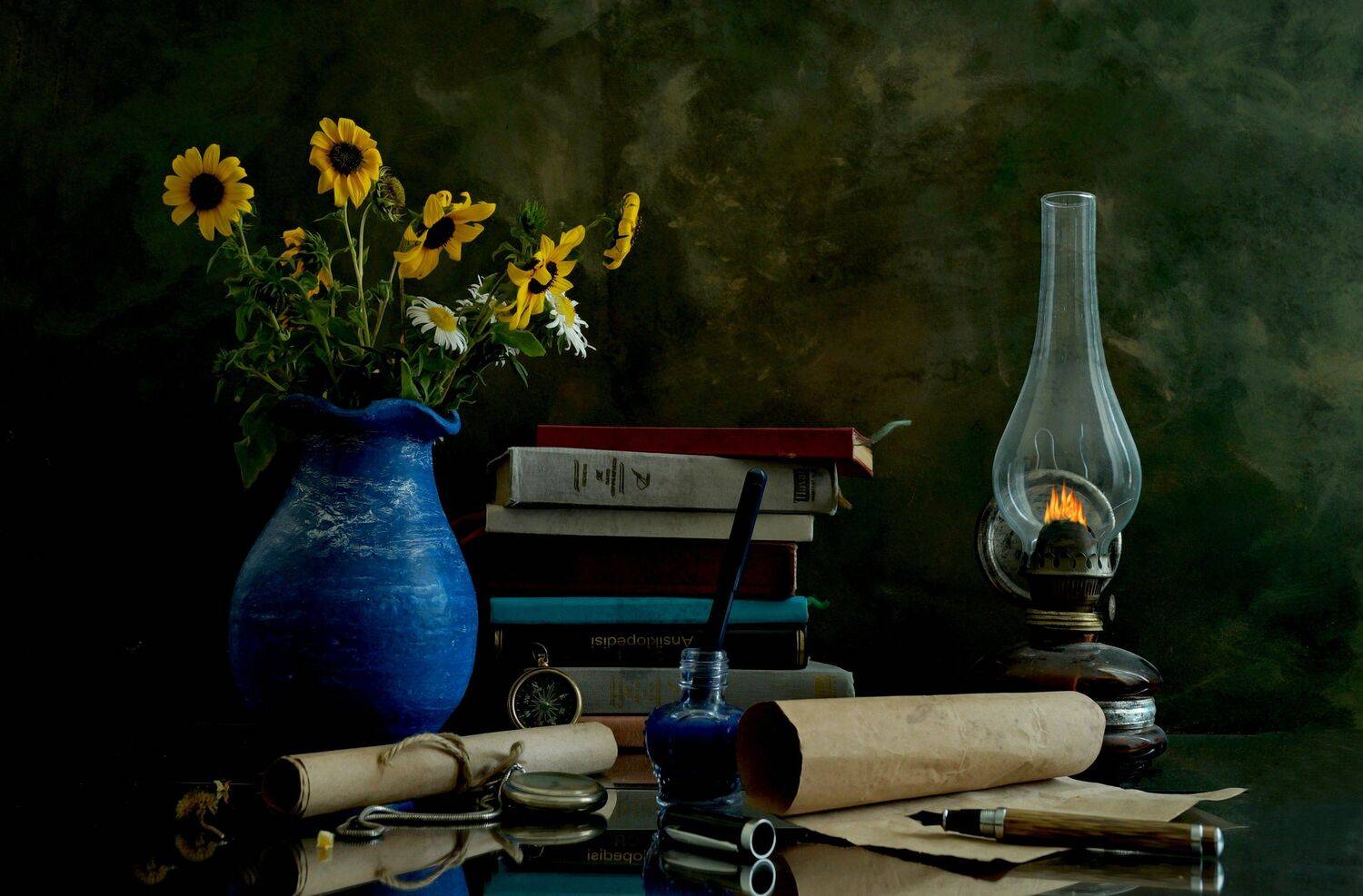 look at the past and write a letter to the future, hilmi ayhan