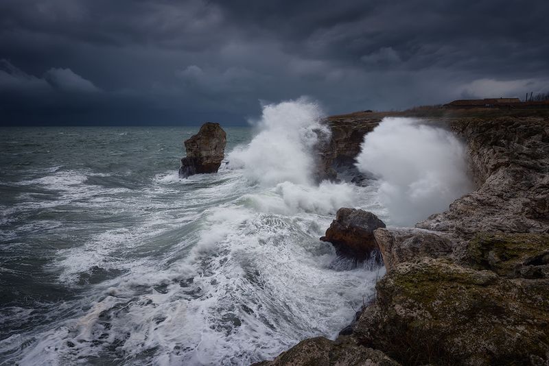 sea, seascape, waves, sky, clouds, cloudscape, landscape, rocks, cave, bulgaria Angry sea фото превью