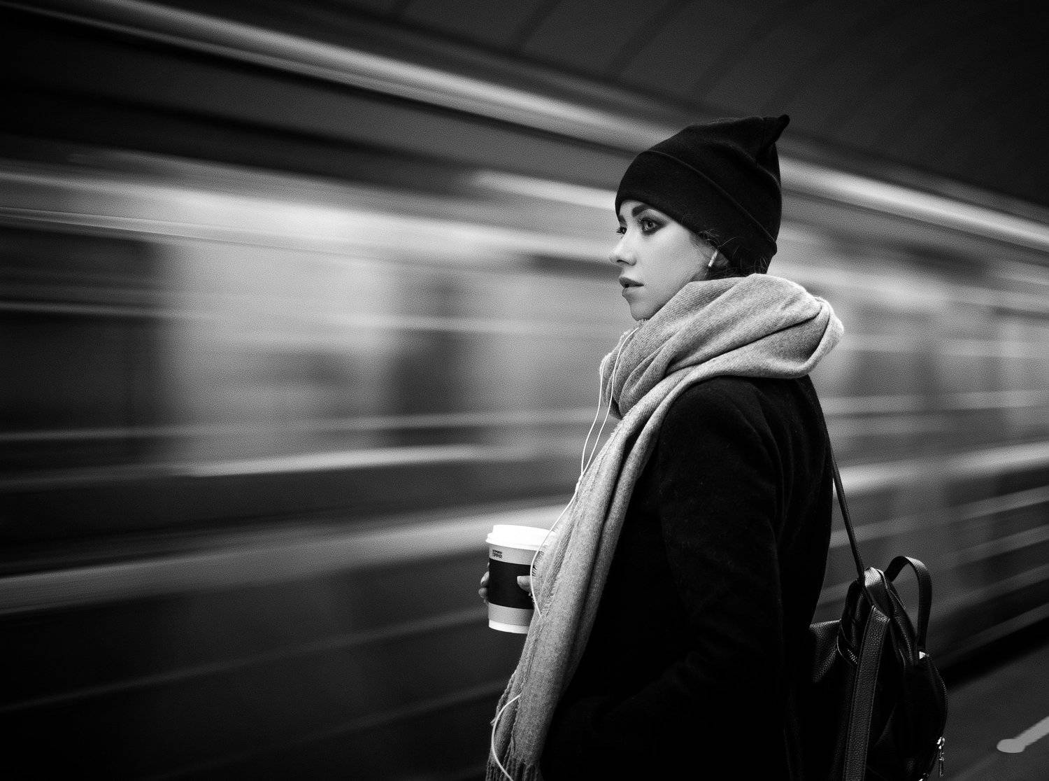 портрет, черно-белое, метро, город, Георгий