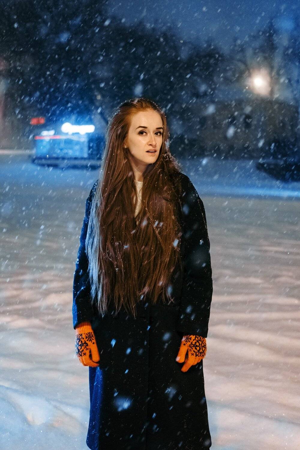 girl, portrait, night, city, snow, kirill sokolov, Fujifilm X-T2, Fujinon 35/2, Кирилл Соколов