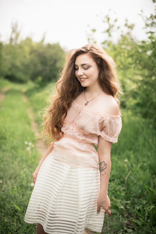 girl female fashion model portrait beauty Девочка-лето фото превью