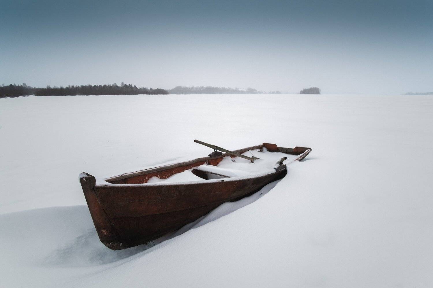 россия, архангельская область, кенозерье, пейзаж, зима, снег, минимализм, лодка, север, заповедник, озеро, Оборотов Алексей