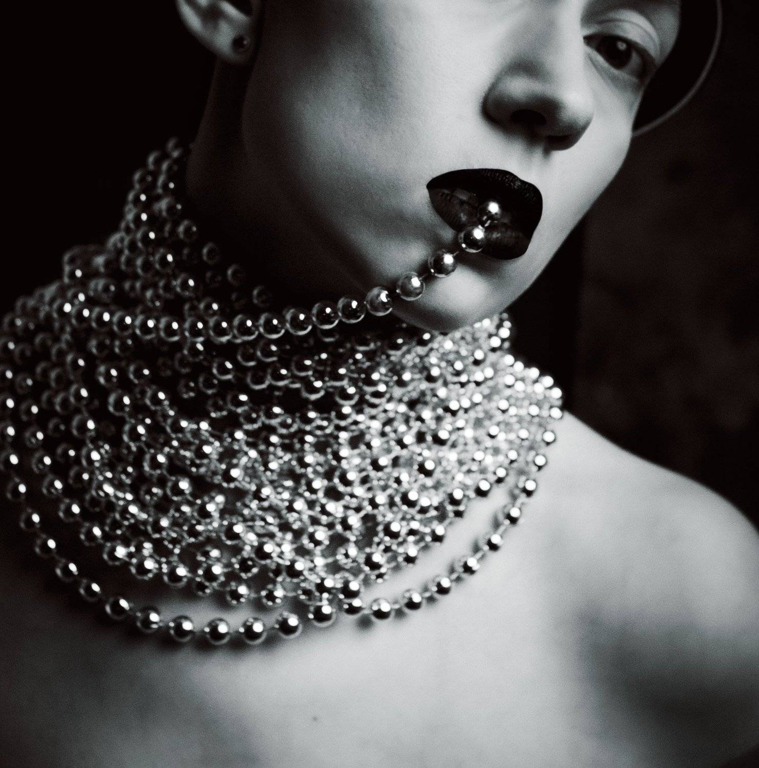 портрет, автопортрет, женщина, бусы, Наталья Голубева